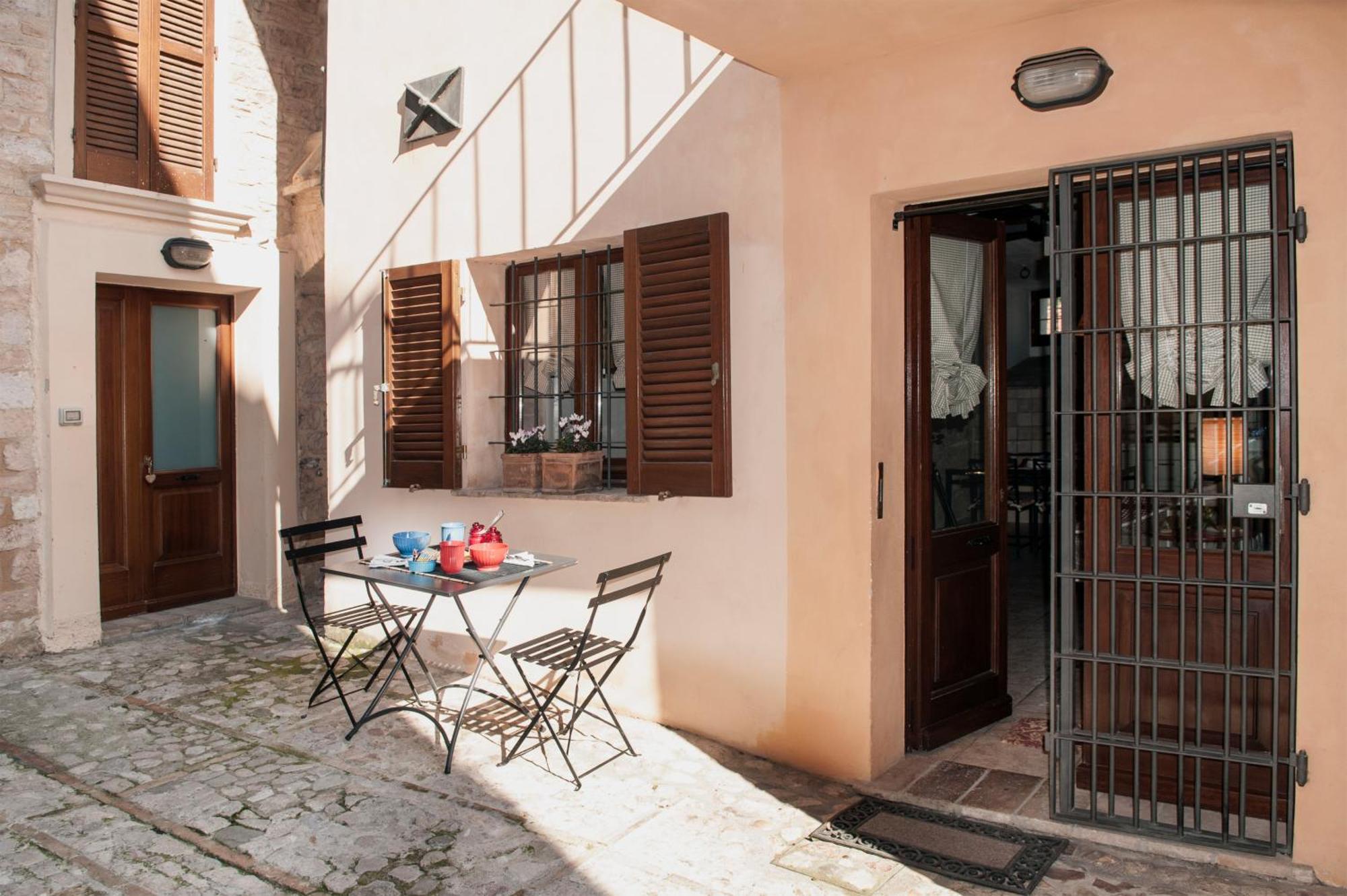 Appartamenti San Francesco Spello Exterior foto
